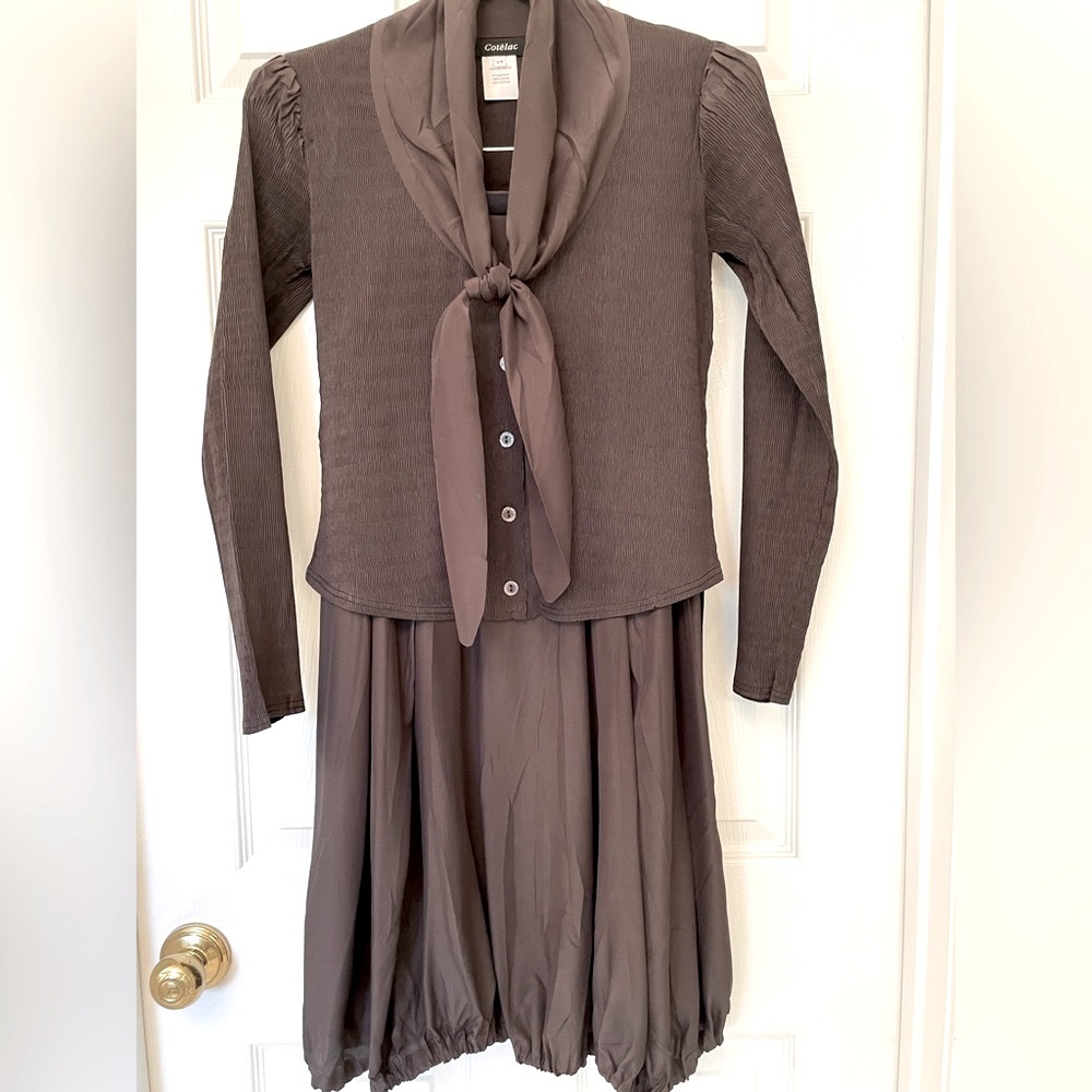 Cotélac brown top and skirt